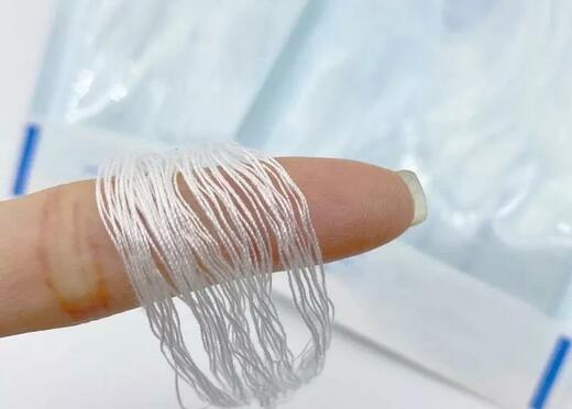 kolagenové nitě (4).jpg